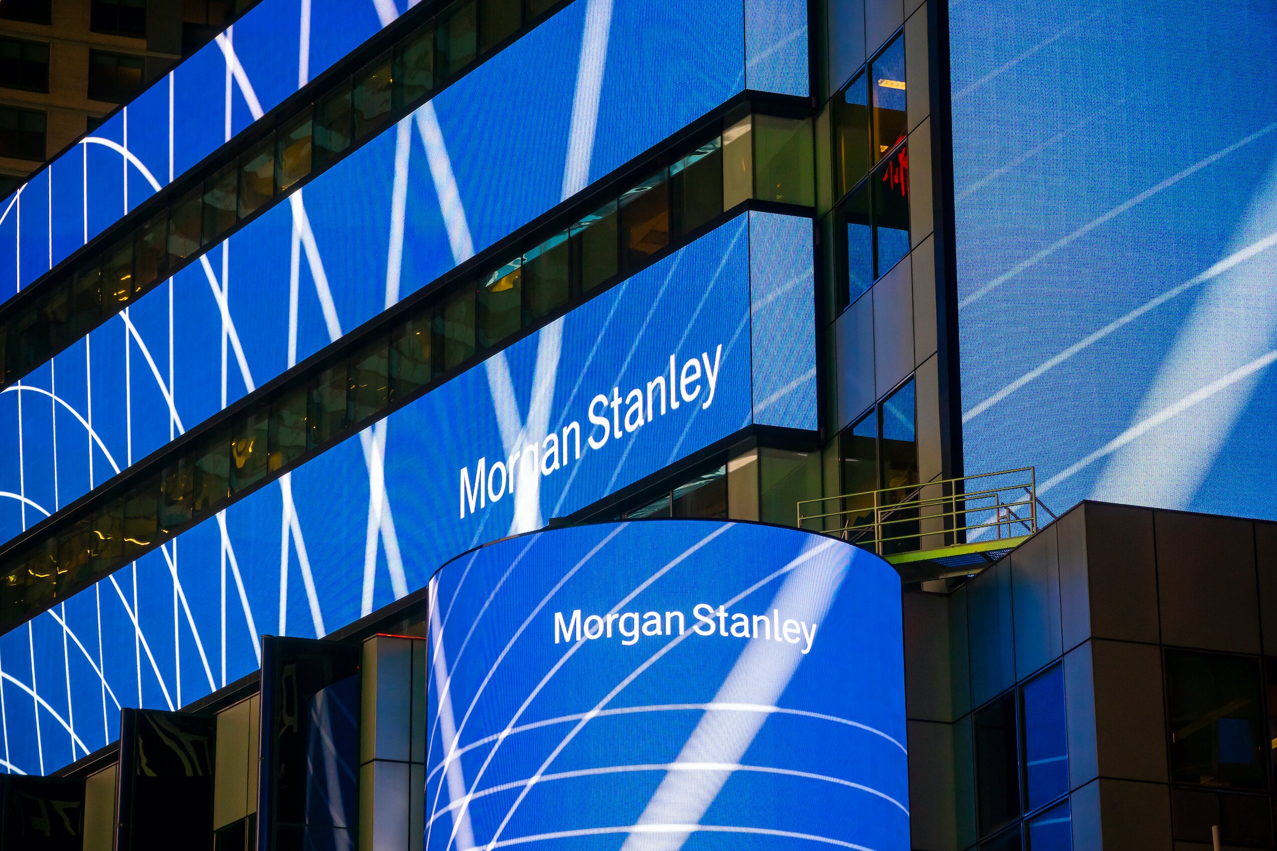 Morgan Stanley will measure CO2 impact of loans and investments